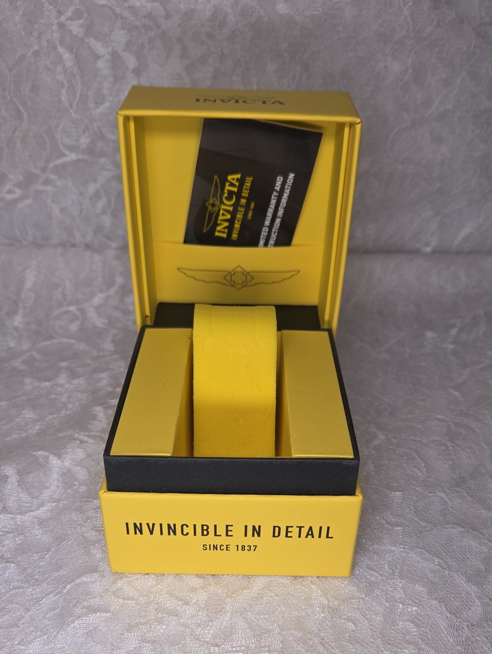 Invicta: Watch Case - Picture 5 of 7